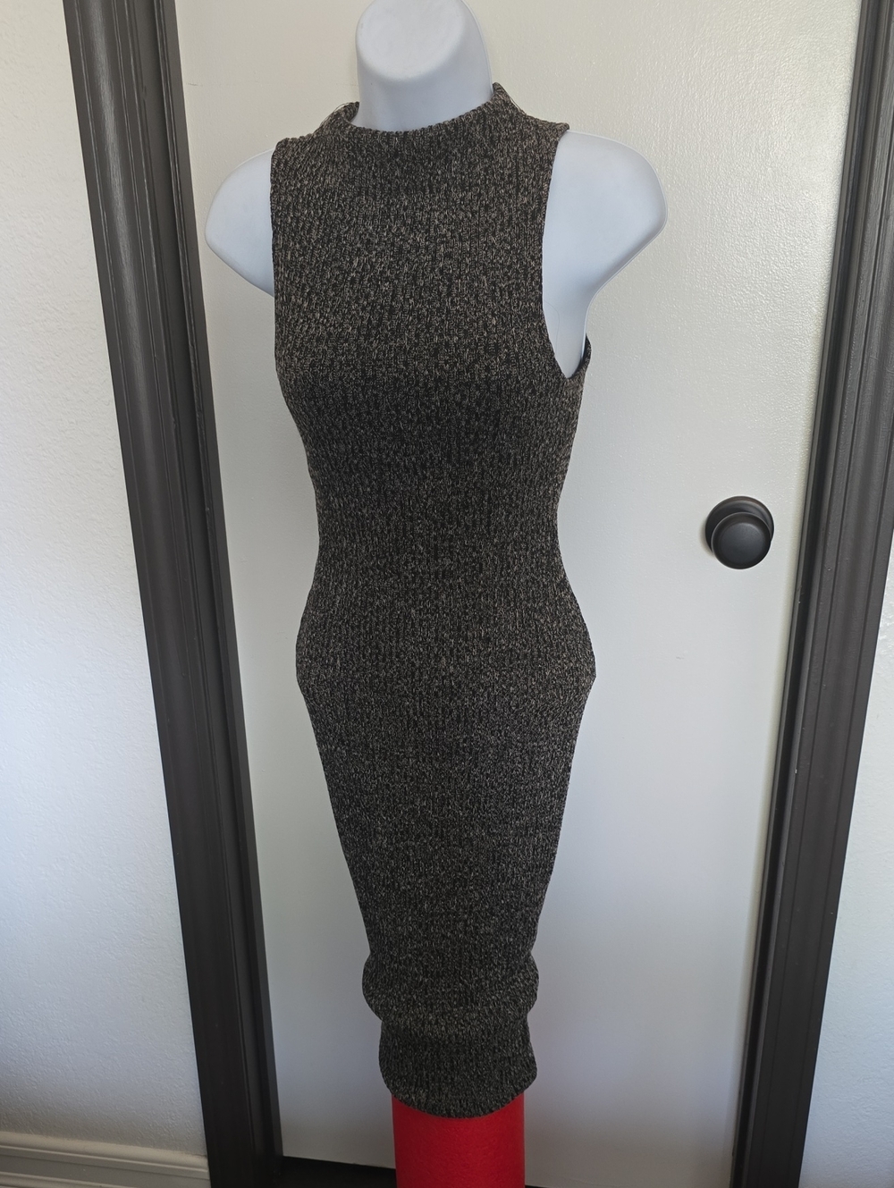 Windsor Sleeveless Ribbed Midi Dress in Charcoal Heather